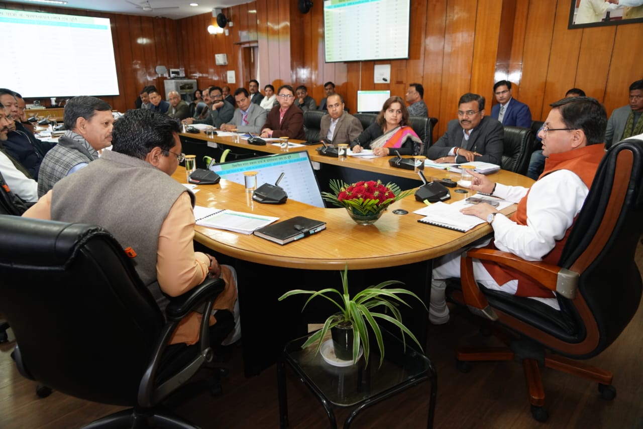 मोदी के विजन के अनुरूप विकसित भारत संकल्प यात्रा उन लोगों तक पहुंचने का बड़ा माध्यम बन गई है जो अब तक सरकारी योजनाओं से नहीं जुड़ पाये थे: धामी