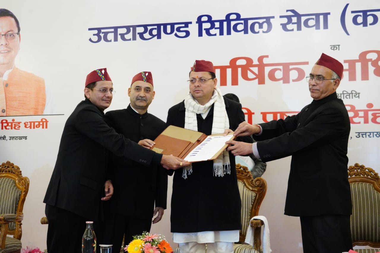 मुख्यमंत्री धामी ने  मुख्य सेवक का दायित्व मिलते  ही  नियमित दिनचर्या, मन और विचार से  एक-एक पल प्रदेश की सेवा में लगाया है