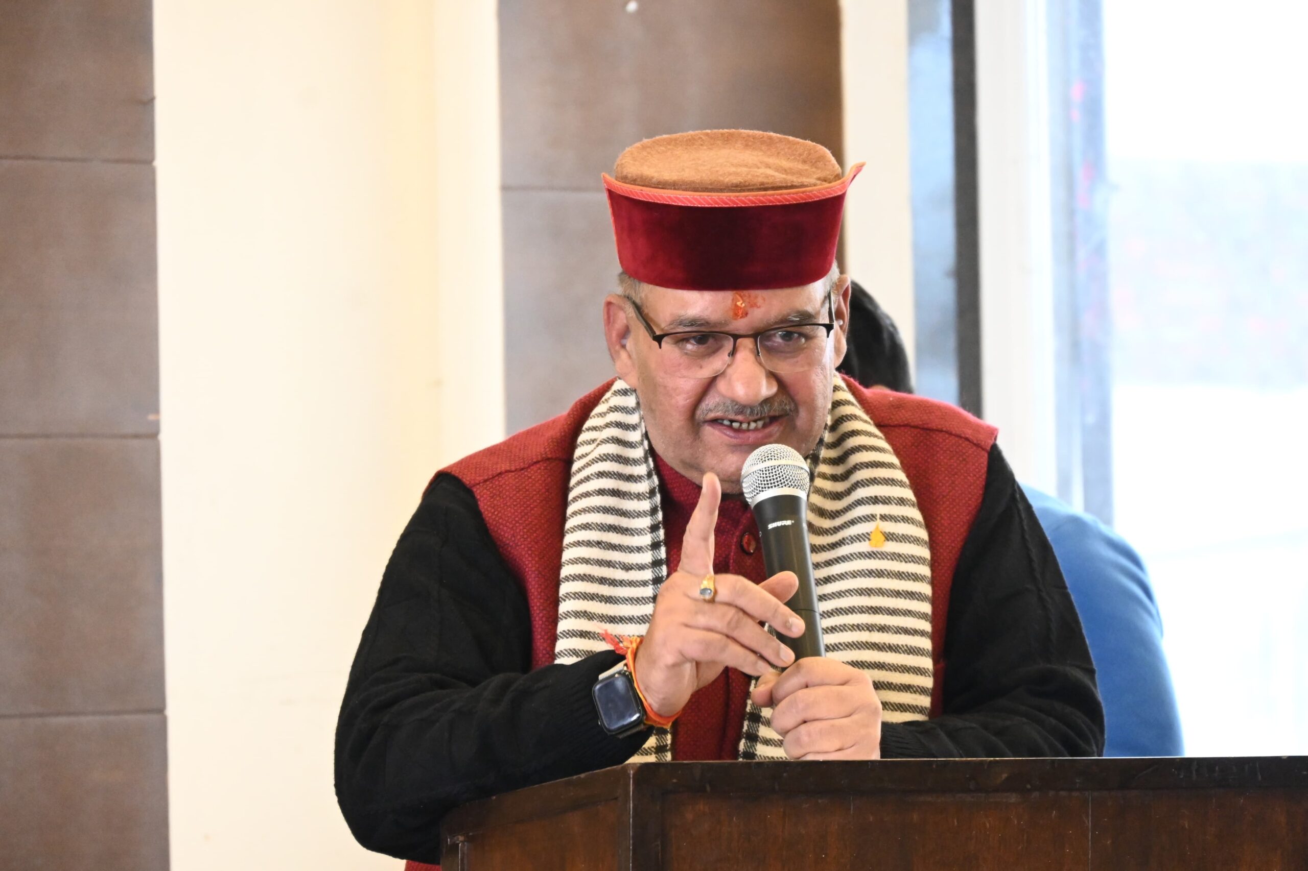 मंत्री गणेश जोशी बोले -मैं विधायक या मंत्री बनकर नहीं, एक भाई और बेटा बनकर काम करता हूं