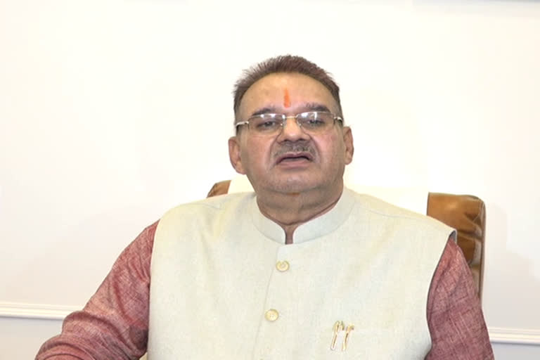 कैबिनेट मंत्री गणेश जोशी ने वन विभाग के अधिकारियों को शीघ्र पीड़ित परिवार जनों को तत्कालिक मुआवजा राशि देने के भी निर्देश दिए