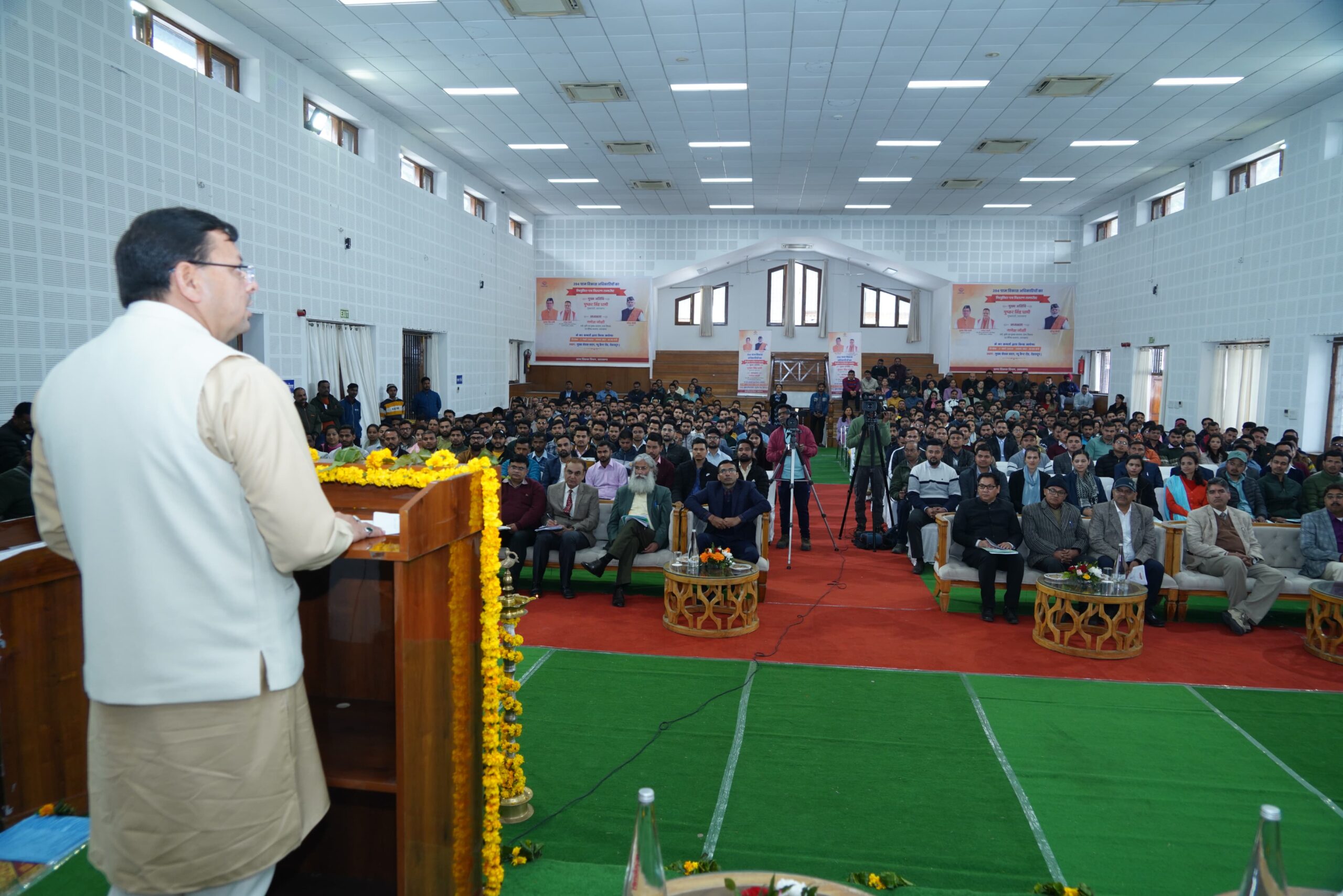 विकसित भारत के लिए गांवों की सामाजिक, आर्थिक व्यवस्था मजबूत किये जाने की जरूरतः मुख्यमंत्री धामी