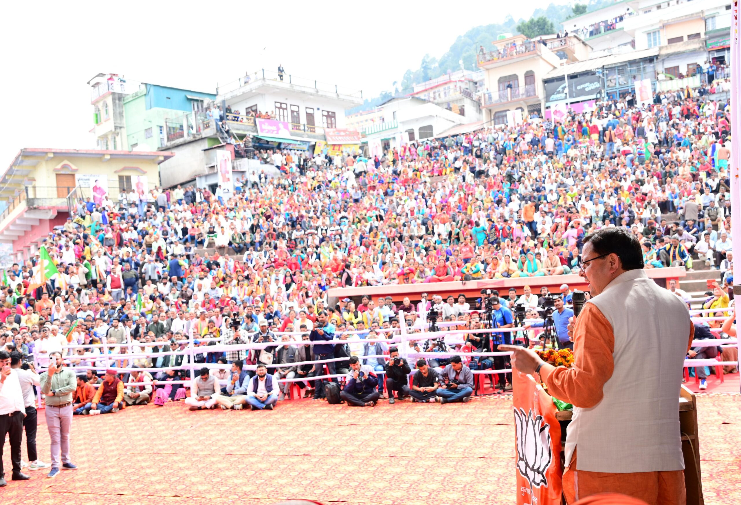 मुख्यमंत्री ने कहा कि जनता जनार्दन के आशीर्वाद को देखकर लगता है कि गढ़वाल लोकसभा से सारे रिकॉर्ड ध्वस्त होने वाले हैं