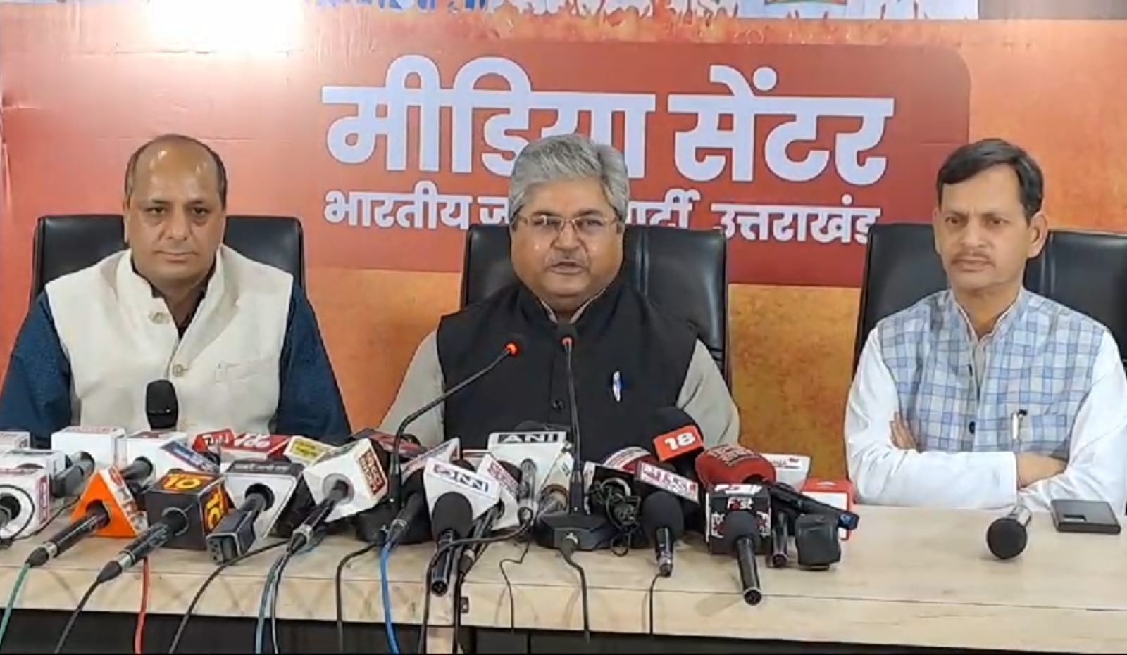 भाजपा के राष्ट्रीय महामंत्री व प्रदेश चुनाव प्रभारी दुष्यंत कुमार गौतम ने कंगना रनौत को लेकर की गई टिप्पणी को बेहद अपमानजनक, शर्मनाक और मातृ शक्ति को लेकर कांग्रेसी सोच को उजागर करने वाला बताया