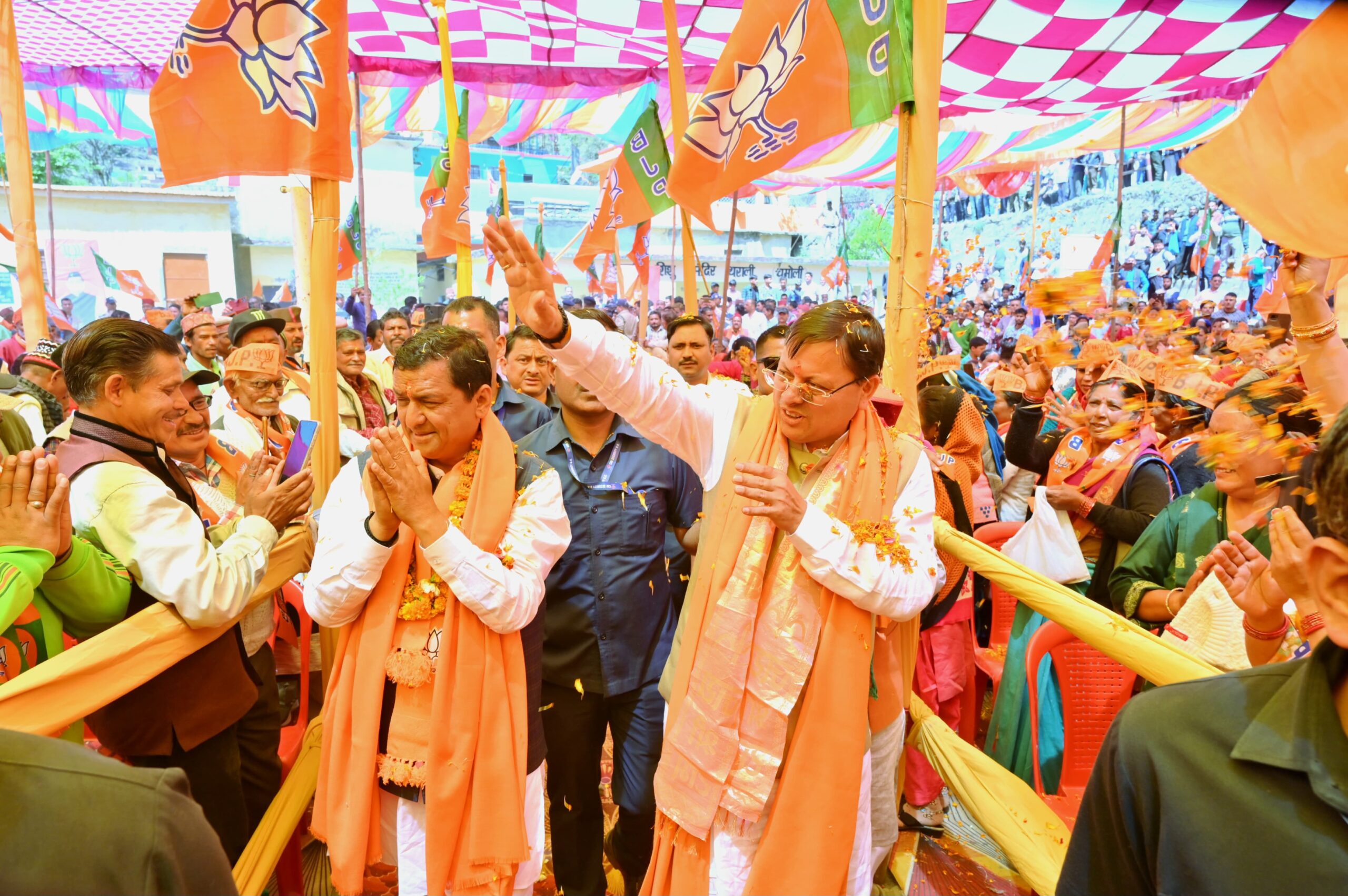 मुख्यमंत्री धामी ने रामलीला मैदान थराली, चमोली में गढ़वाल सीट से भाजपा प्रत्याशी अनिल बलूनी के पक्ष में आयोजित जनसभा में प्रतिभाग किया   