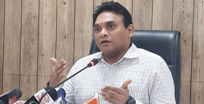 चारधाम यात्रा को सुगम और सुरक्षित बनाने में जुटा स्वास्थ्य महकमा मरीजों के इलाज में कोताही बर्दाश्त नहीं, होगी सख्त कार्रवाई-डॉ आर राजेश कुमार