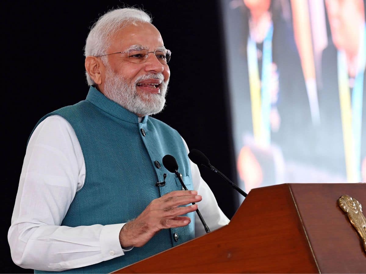 मोदी मौज नहीं मेहनत करने के लिए पैदा हुआ है उन्होंने कहा 10 साल में जो विकास हुआ, वो तो सिर्फ ट्रेलर है। अभी तो बहुत कुछ करना है:मोदी