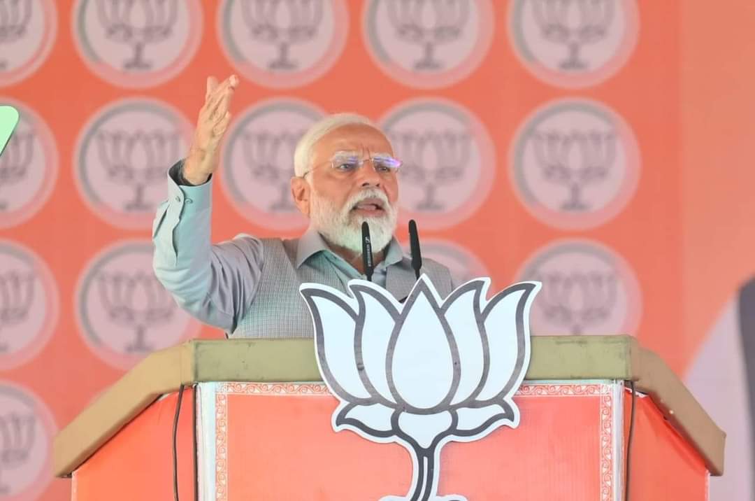 उत्तराखंड वासियों से निकट का नाता, उत्तराखंड के प्यार को जीवन में नहीं भुलाया जा सकता है: प्रधानमंत्री मोदी.