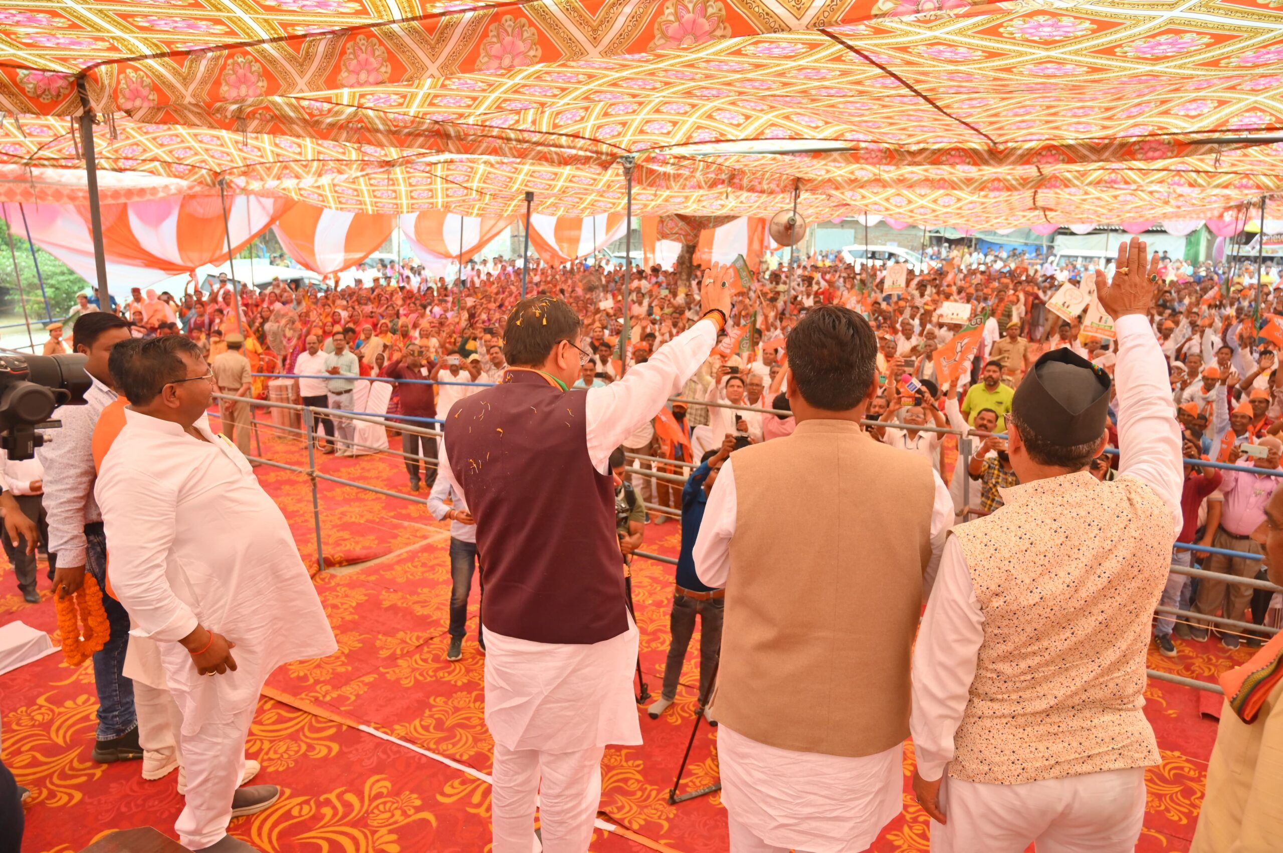 मुख्यमंत्री ने गभिया सहराई, पीलीभीत (उत्तर प्रदेश) में आयोजित ‘प्रबुद्धजन सम्मेलन’ में किया प्रतिभाग