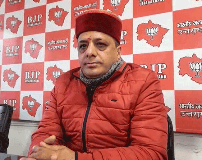 डूबते जहाज से कांग्रेस मे हलचल, भाजपा पर तोहमत लगा रहे कांग्रेस अध्यक्ष:चौहान   