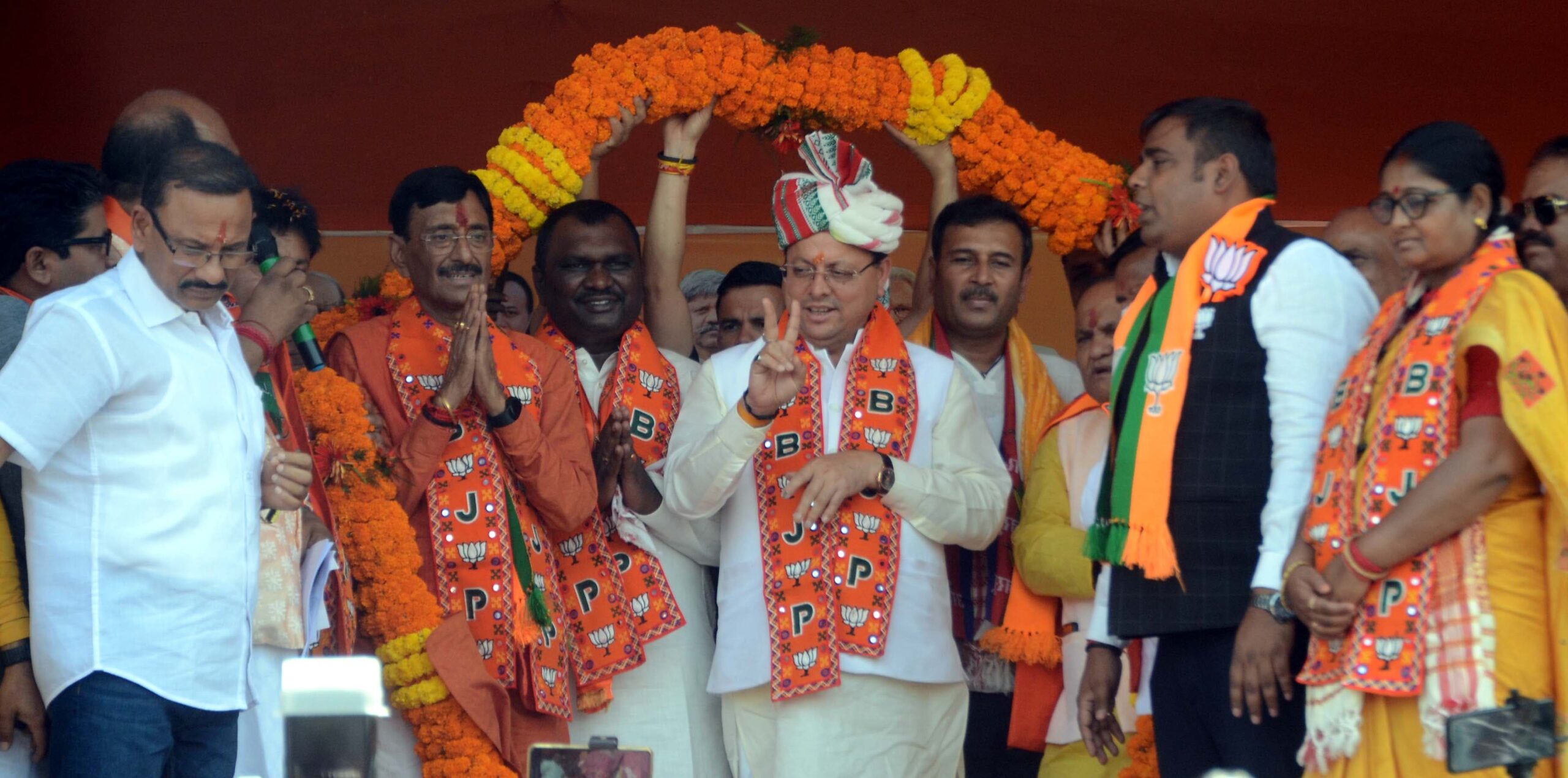 मैं, आप सभी के मध्य रांची लोकसभा सीट से भाजपा प्रत्याशी संजय सेठ के लिए समर्थन मांगने उपस्थित हुआ हूं और मुझे पूर्ण विश्वास है कि वह भारी मतों से पुनः विजयी बनेंगे:धामी