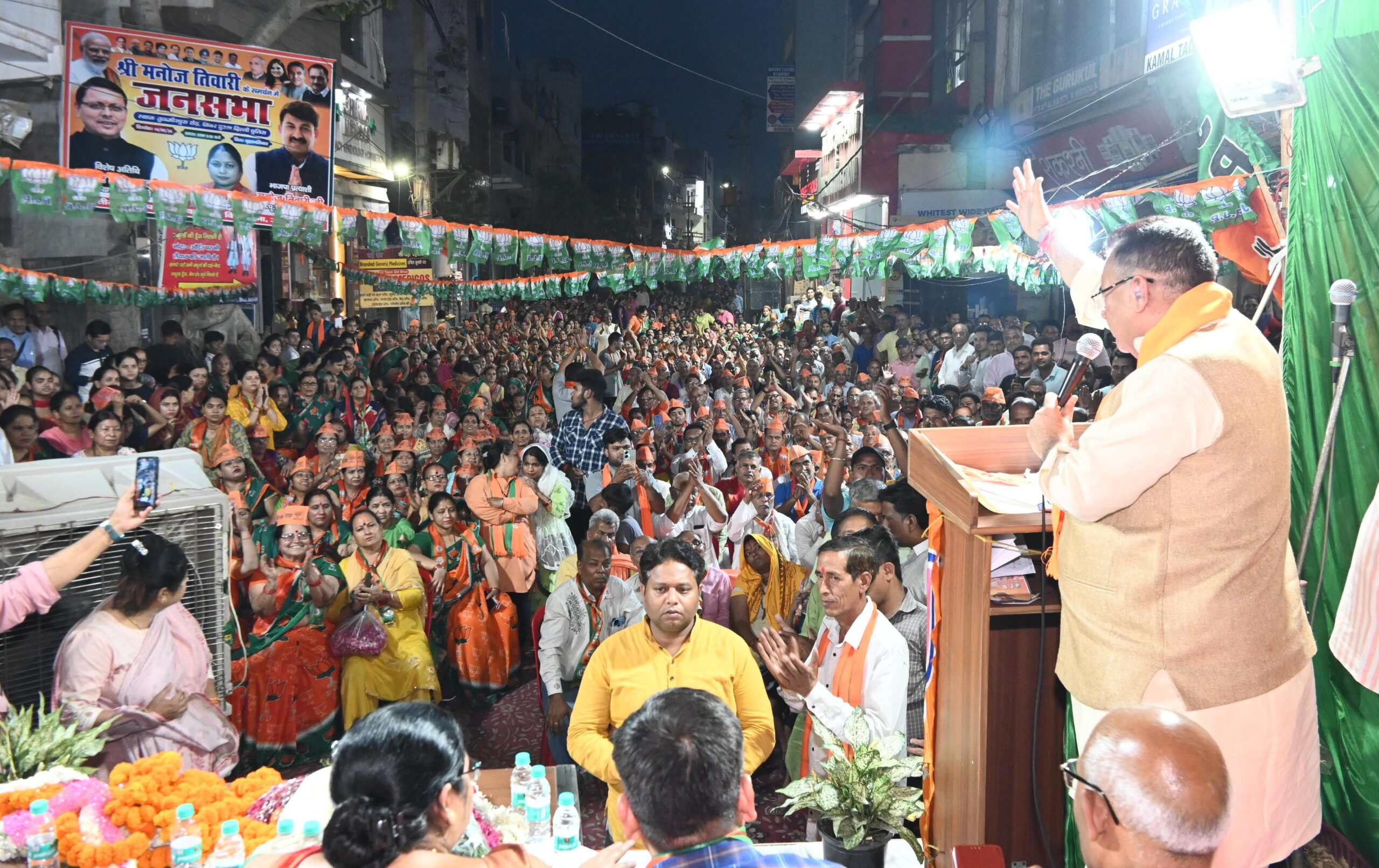 सादतपुर वार्ड और श्री राम कॉलोनी मंडल के करावल नगर विधानसभा के तुकमीरपुर, चांदबाग, यमुना विहार आयोजित जनसभा को कैबिनेट मंत्री गणेश जोशी ने किया संबोधित   