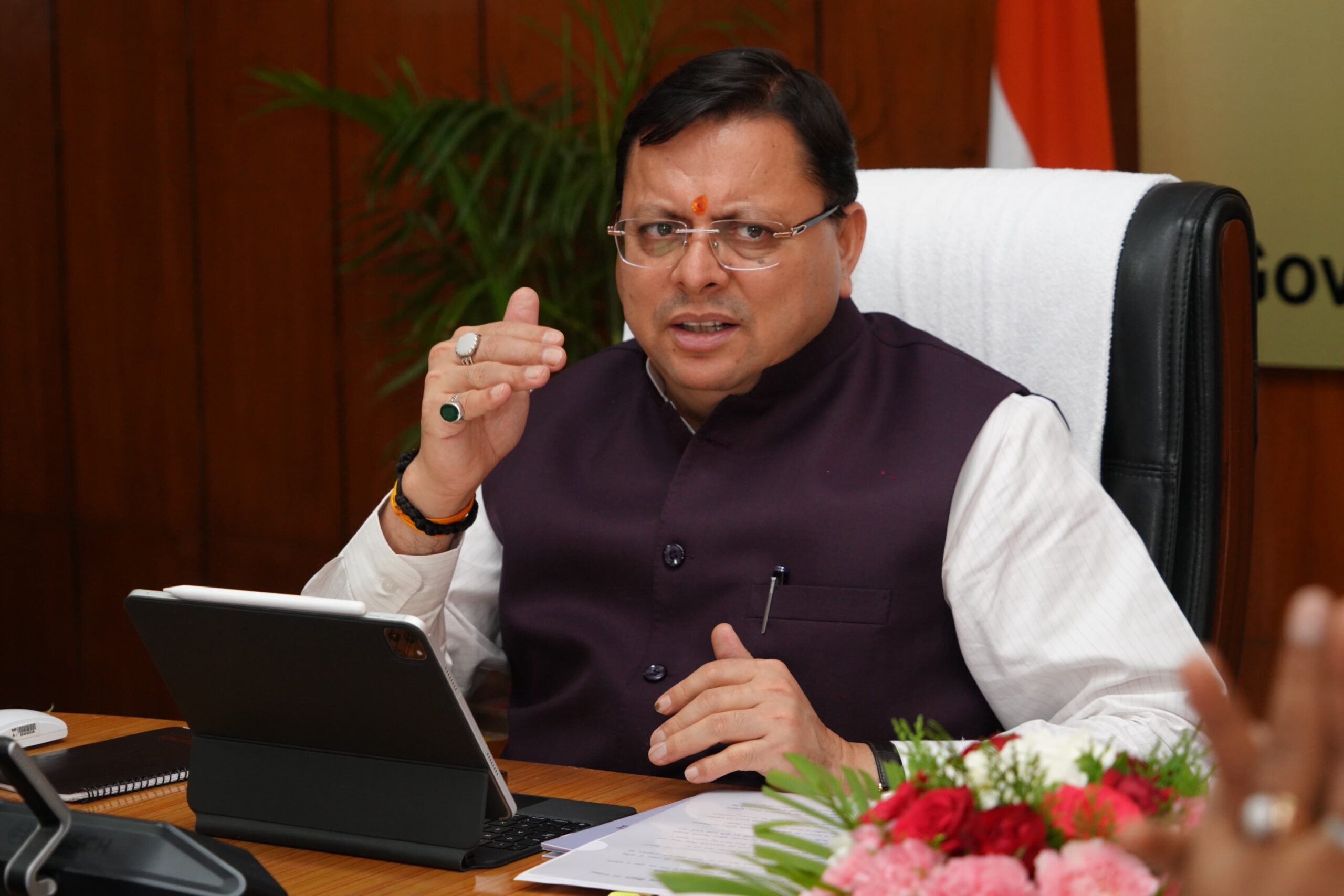 मुख्यमंत्री धामी के निर्देश : मानसून के बाद एक माह में प्रदेश के सभी सड़कों को गड्ढा मुक्त बनाया जाए   