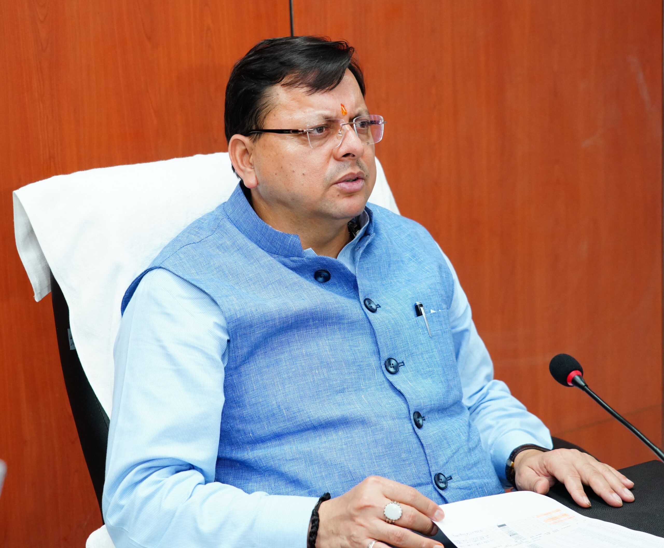 मुख्यमंत्री ने कहा कि राज्य में यूसीसी लागू करने के लिए इसके अधीन संचालित होने वाली प्रक्रियाओं एवं नियमों को समयबद्धता के साथ अंतिम रूप दिया जाए