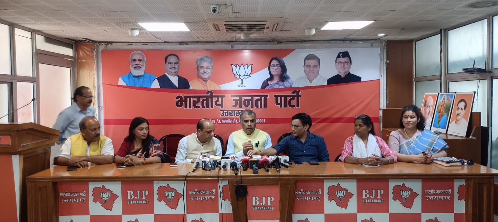 हरदा के आरोप सनसनी फैलाने की कोशिश, निष्पक्षता से ही रही है कार्यवाही : जोशी