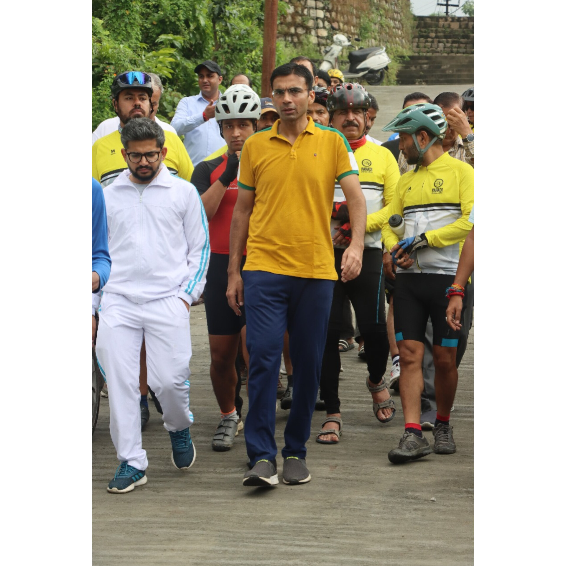 स्थानीय निवासियों एवं सामाजिक संगठनो को साथ लेकर किया जाएगा प्राकृतिक जल स्रोतों का संरक्षण: डीएम   