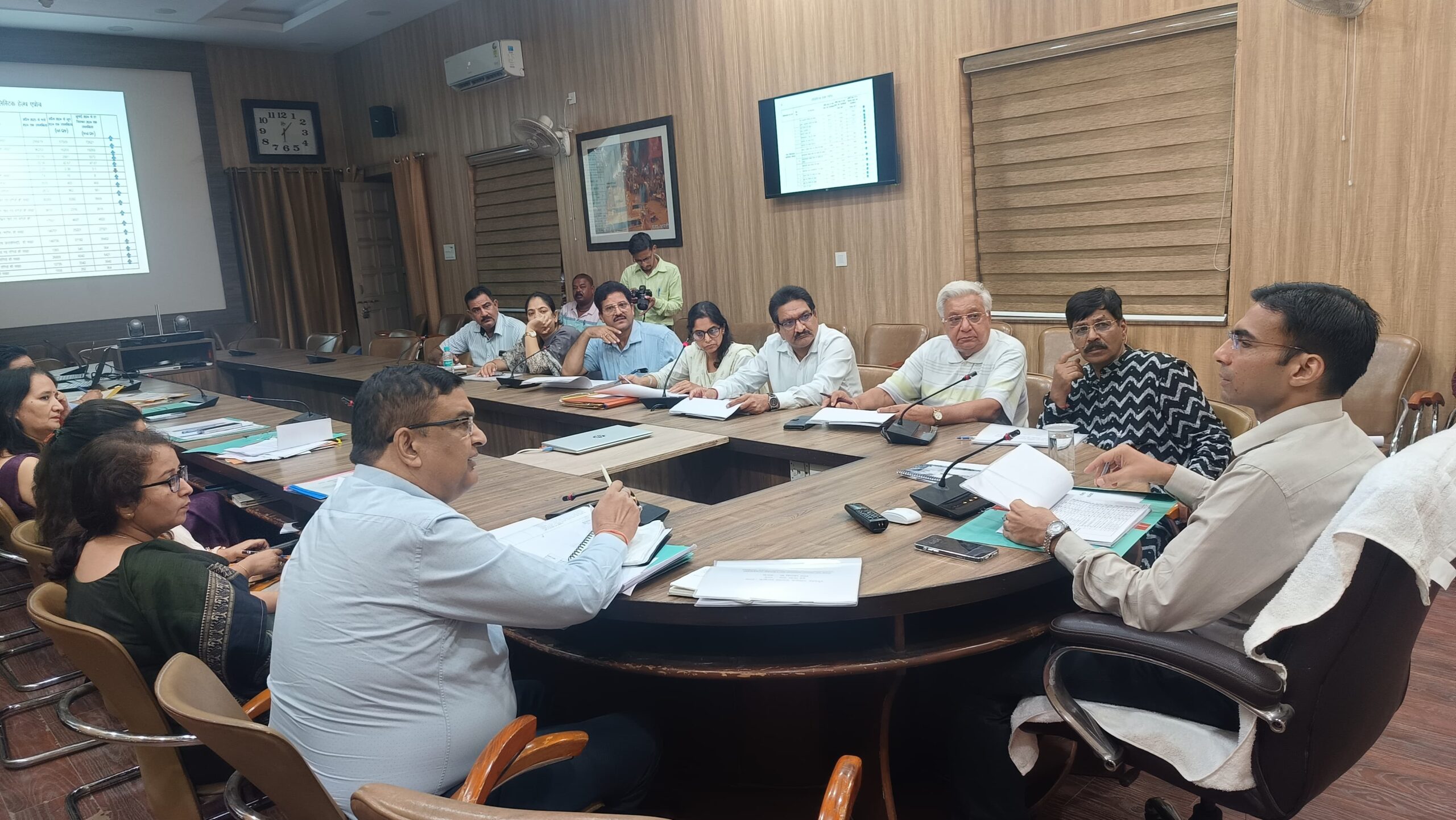 बोले आप सिर्फ मरीज का रखें उचित ख्याल   