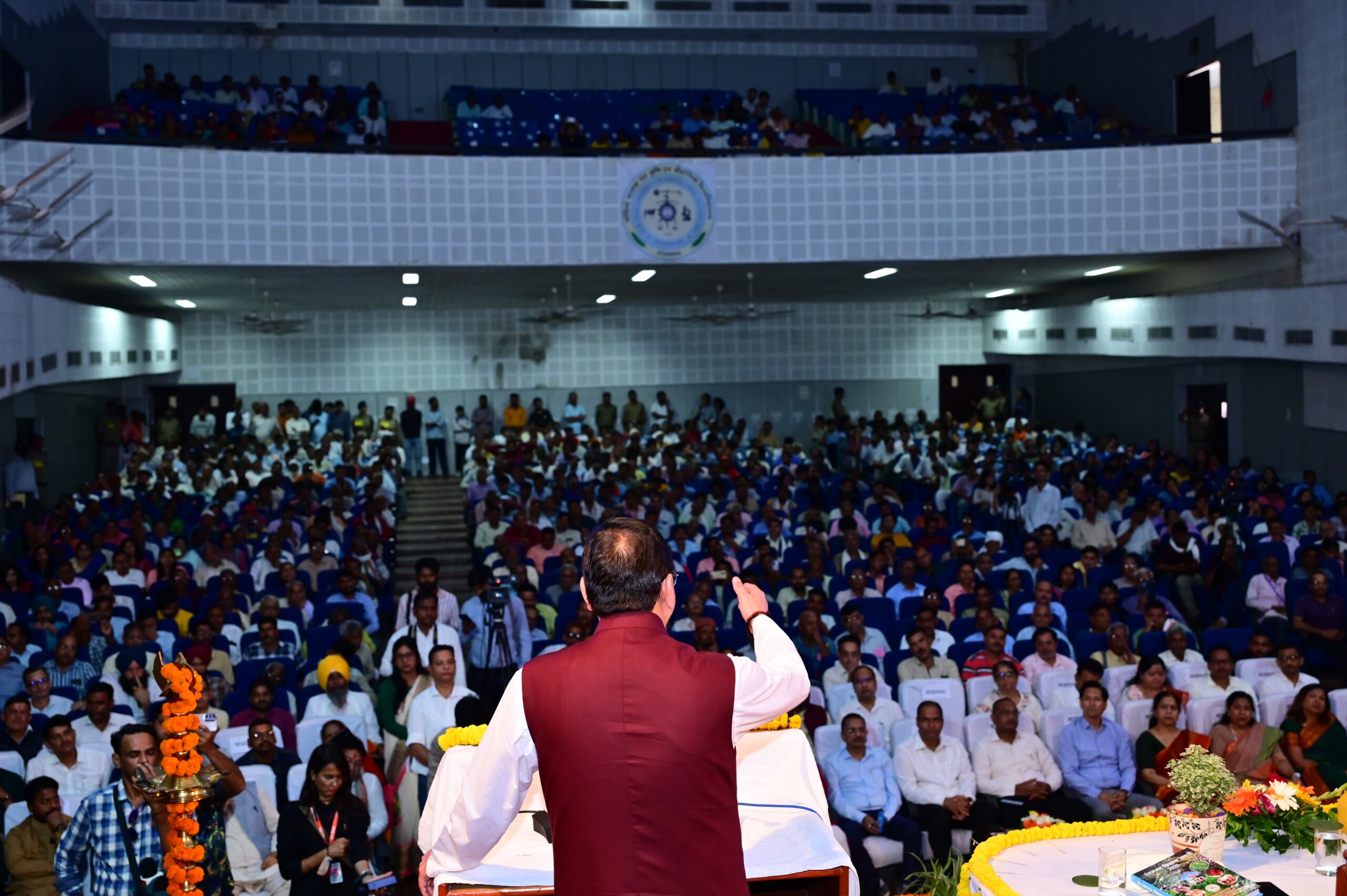 मुख्यमंत्री ने कहा कि यह मेला में कृषि का एक ऐसा कुंभ है, जो किसानों को आधुनिक तकनीकी का बोध कराकर उन्हें समृद्ध बनाने में अपनी महत्वपूर्ण भूमिका निभाता है