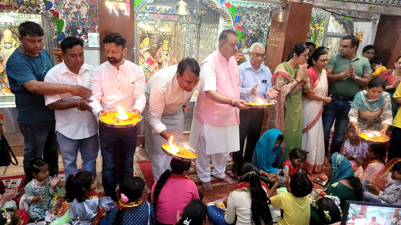 संकल्प के अनुसार महानगर अध्यक्ष सिद्धार्थ उमेश अग्रवाल ने पूरा किया 5100 कन्याओं का विधिवत पूजन   