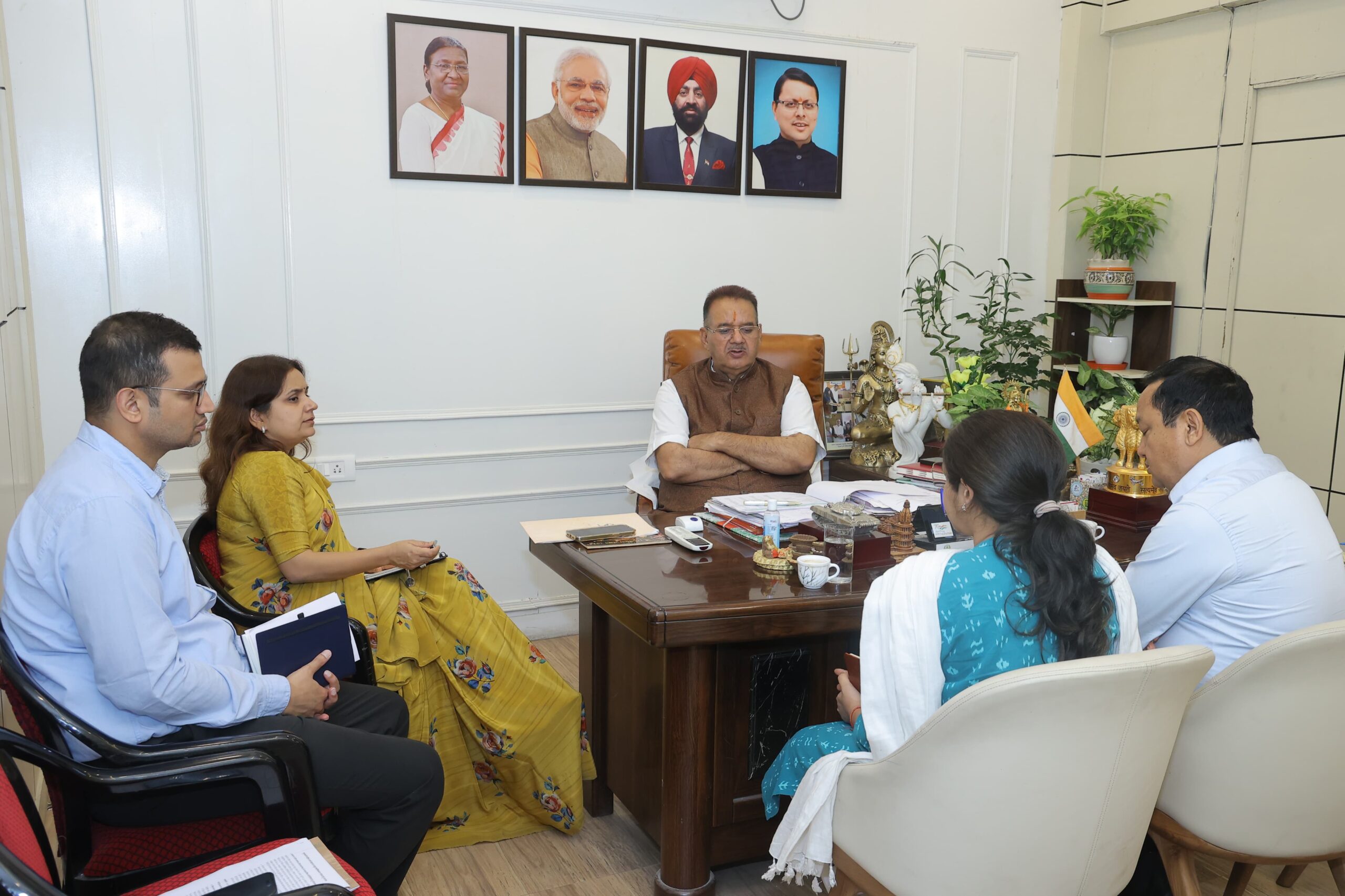 उत्पादों की गुणवत्ता पैकेजिंग और मार्केटिंग पर विशेष ध्यान दिया जाए: गणेश जोशी