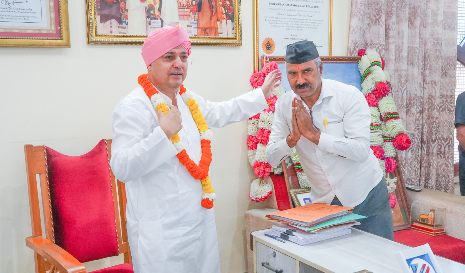 एसजीआरआर ग्रुप के संस्थानों के कल्याणकारी कार्यों की भूरी भूरी प्रशंसा की   