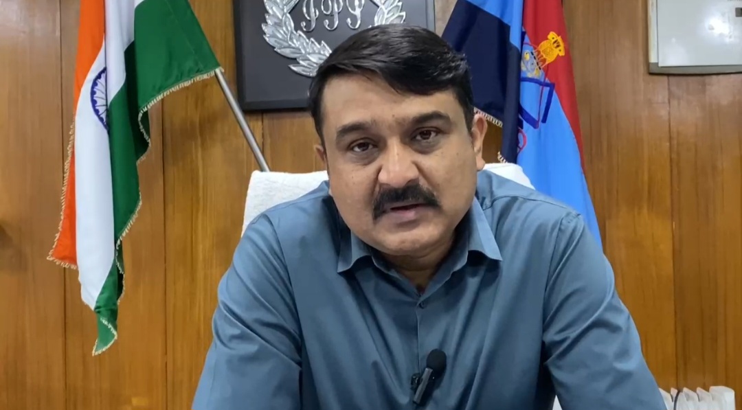 ये डिमांड व मॉडल के हिसाब से देते थे वाहन चोरी की घटनाओं को अंजाम, गाडियों के फर्जी दस्तावेज बनाकर ऊंचे दामों में बेचते थे चोरी के वाहन..