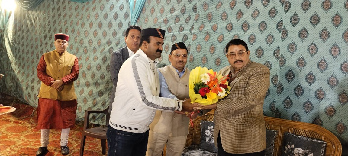 शिवगंगा एनक्लेव की सभी समस्याओं का प्राथमिकता से निराकरण किया जायेगा   