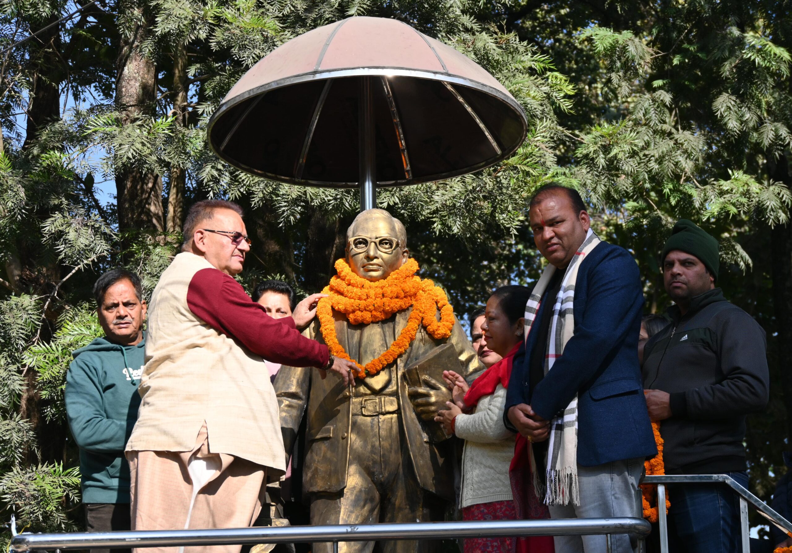 महापरिनिर्वाण दिवस उनके असाधारण योगदान का सम्मान करने तथा एक न्यायपूर्ण एवं समतामूलक समाज के उनके दृष्टिकोण पर विचार करने का दिन है : जोशी   