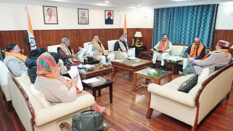 भाजपा नेतृत्व के साथ सीएम और प्रदेश के सांसदो की बैठक में पार्टी ने निकाय चुनाव रणनीति को अंतिम रूप दे दिया है   