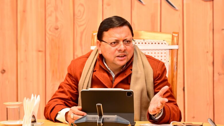 पर्यटन स्थलों पर ट्रैफिक को सुव्यवस्थित करने के लिए अतिरिक्त पुलिस बल की तैनाती की जाएगी : धामी   