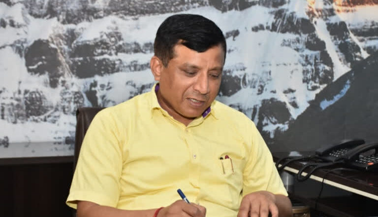 अपने फेसबुक से लेकर दूसरे सोशल मीडिया पेज पर भी रोजाना की जानकारी की जाएगी अपलोड…      