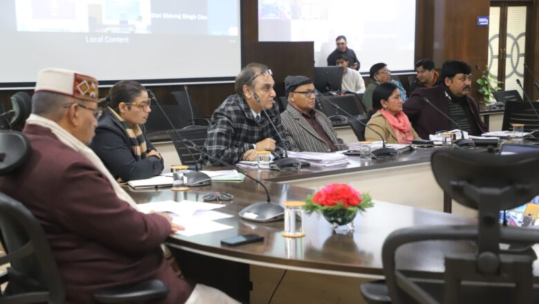 ग्राम्य विकास मंत्री गणेश जोशी ने केंद्रीय मंत्री शिवराज सिंह चौहान से उत्तराखंड राज्य में नरेगा के अंतर्गत मजदूरी दर मात्र रु० 237 है। जिसे भौगोलिक परिस्थितियों की दृष्टिगत ₹350 बढ़ाये जाने का अनुरोध किया