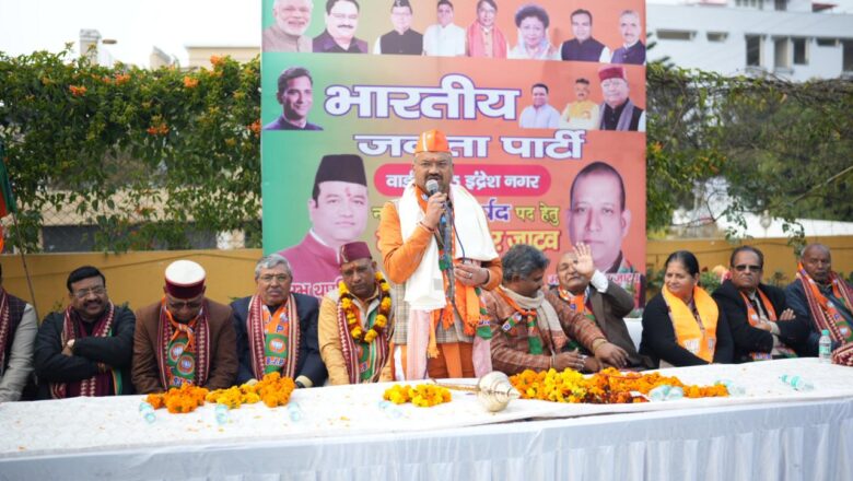 नई युवा पीढ़ी को उनके उज्जवल भविष्य की कामना करते हुए निरंतर कंधे से कंधे मिलाकर उनके साथ चलूंगा:सौरभ   
