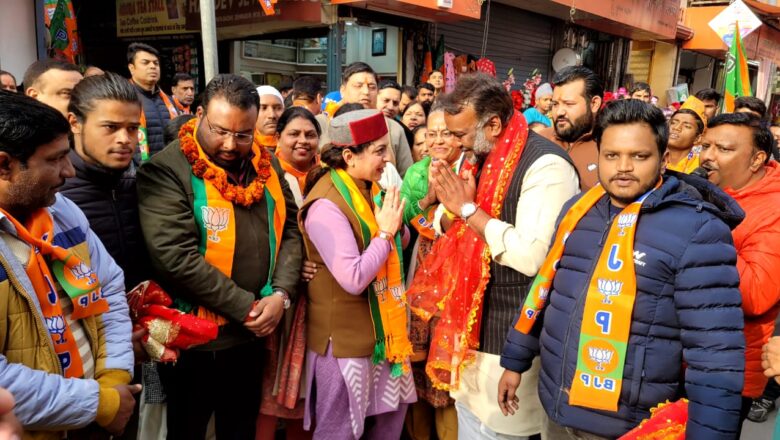 महानगर अध्यक्ष सिद्धार्थ उमेश अग्रवाल ने अवगत कराया की भारतीय जनता पार्टी राष्ट्र की सबसे बड़ी पार्टी है और संगठन ने प्रत्येक बूथ पर अपनी योजना के अनुसार चुनाव दृष्टि को लेकर कार्य कर चुके हैं   