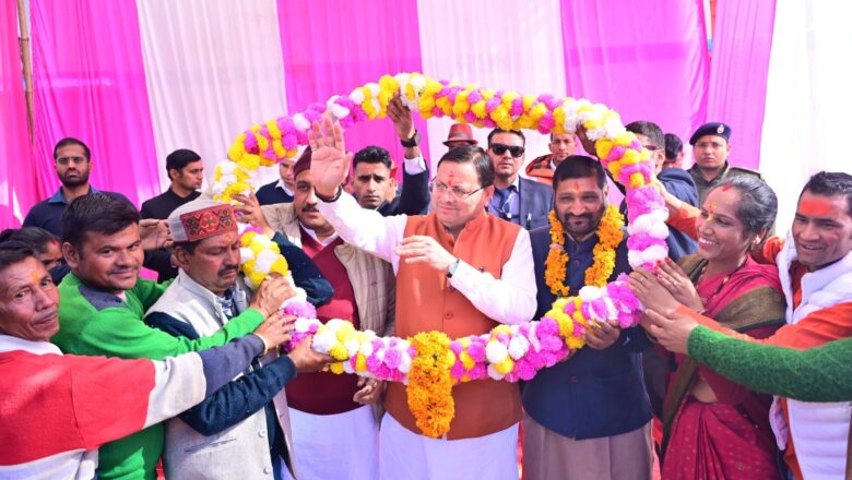 मुख्यमंत्री के निर्देशों पर सिंचाई विभाग के माध्यम से गैरसैंण (भराड़ीसैंण) में मां भराड़ी देवी का भव्य मंदिर बनाया जाएगा।   