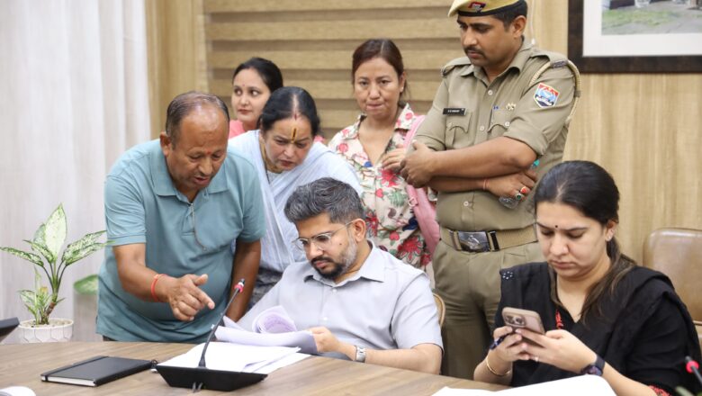 सीडीओ के निर्देश पर समाज कल्याण अधिकारी ने किया इमीडिएट एक्शन, स्वीकृत की वृद्धापेंशन      