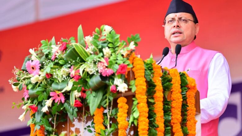 मुख्यमंत्री ने कहा कि आज भारत की अर्थव्यवस्था विश्व की चौथी सबसे बड़ी अर्थव्यवस्था बन गई है। रक्षा, विज्ञान, तकनीकी कृषि, स्वास्थ्य, शिक्षा, इंफ्रास्ट्रक्चर हर क्षेत्र में देश तेजी से कार्य हो रहे हैं।