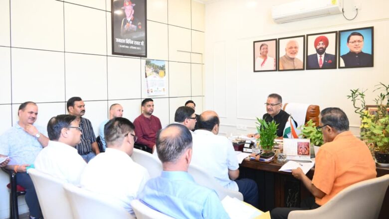 गणेश जोशी ने कहा – मसूरी क्षेत्र में जल निकासी, सुरक्षा दीवार और बाढ़ सुरक्षा कार्यों में किसी भी प्रकार की लापरवाही बर्दाश्त नहीं की जाएगी