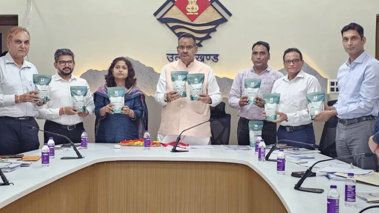 मंत्री जोशी ने कहा कि संगठित प्रयास, आधुनिक ब्रांडिंग और पारंपरिक ज्ञान का संयोजन ग्रामीण विकास और कृषि उत्पादों के लिए एक आदर्श मॉडल बन सकता है।