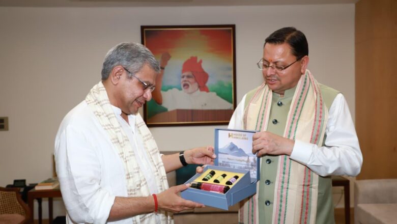 मुख्यमंत्री पुष्कर सिंह धामी ने कहा कि योग नगरी स्टेशन के सुव्यवस्थित संचालन हेतु अतिरिक्त भूमि की आवश्यकता होने पर राज्य सरकार देगी पूरा सहयोग।         