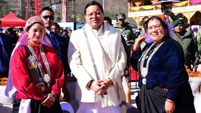 मुख्यमंत्री ने कहा कि यह प्रदर्शनी भारतीय सेना और आम जनता के बीच विश्वास और सहयोग को और मजबूत करेगी