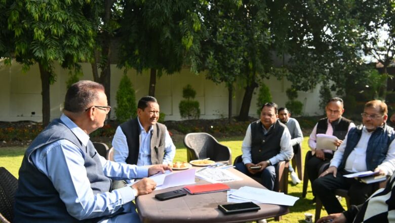 काबीना मंत्री ने देहरादून के कनक चौक स्थित जनरल बिपिन रावत पार्क में सौंदर्यकरण कार्यों को भी शीघ्र पूरा करने के निर्देश दिए