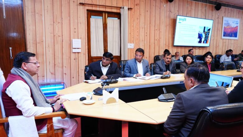 मुख्यमंत्री ने आज कार्यक्रम में वन क्लिक के माध्यम से माह नवंबर 2025 की 13982.92 लाख रुपये की पेंशन किस्त का भुगतान करते हुए 9,38,999 लाभार्थियों को प्रत्यक्ष रूप से लाभान्वित किया