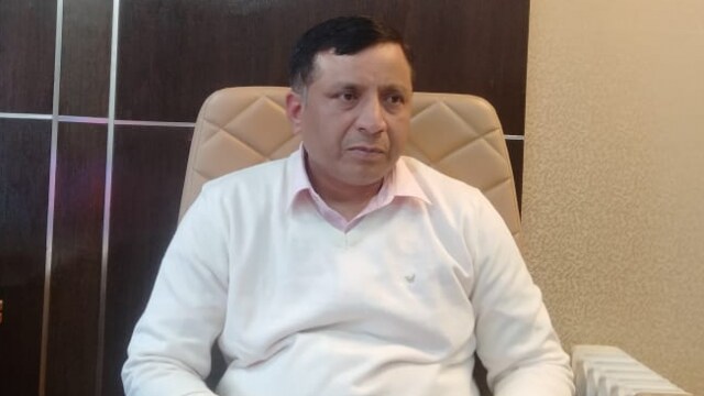 एमडीडीए उपाध्यक्ष बंशीधर तिवारी ने दो टूक कहा कि या तो नियमों के दायरे में निर्माण करें, या फिर ध्वस्तीकरण के लिए तैयार रहें।