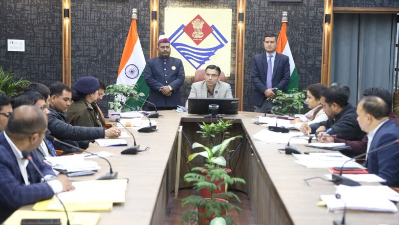 पंजीकरण व्यवस्था को सुदृढ़ करने के लिए ऋषिकेश में 30 तथा विकासनगर में 20 पंजीकरण काउंटर स्थापित किए जाएंगे : डीएम