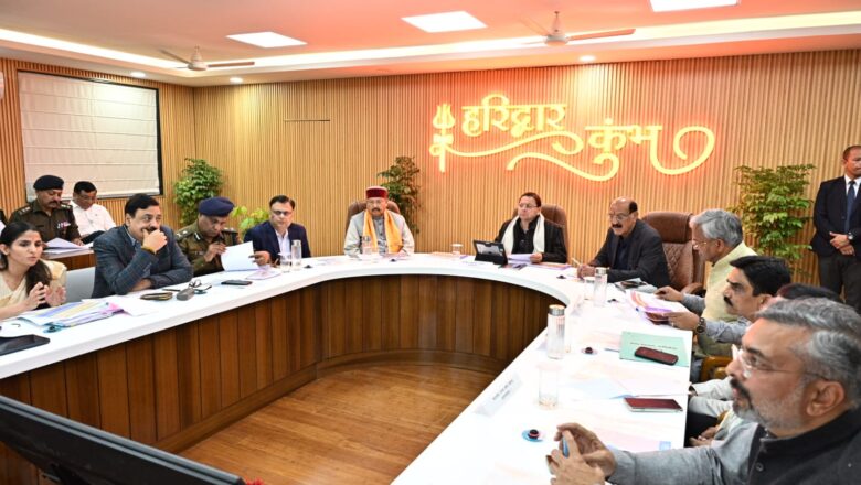 मुख्यमंत्री धामी ने मेले के दौरान परिवहन एवं पार्किंग की प्रभावी एवं पर्याप्त व्यवस्था सुनिश्चित करने पर जोर देते हुए वैकल्पिक मार्गों को चिन्हित करने के निर्देश दिए।
