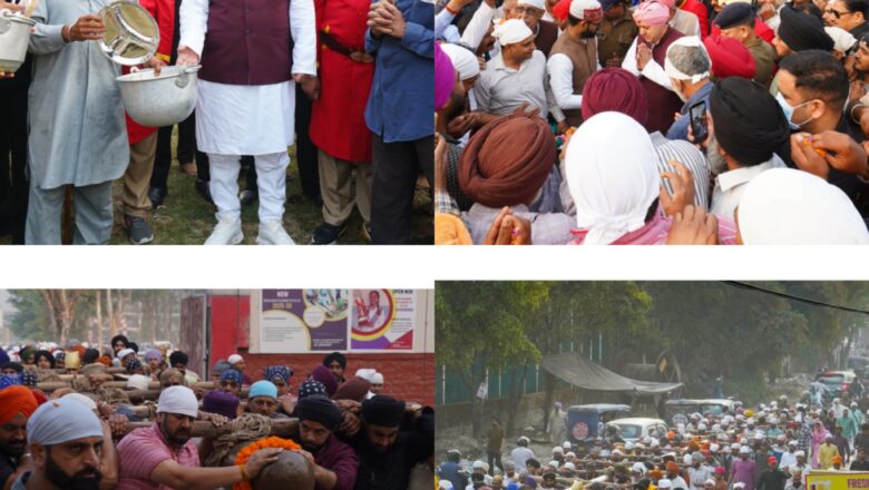 गुरु महिमा के जयकारों के बीच संगतों ने श्रद्धा और भक्ति भाव से नए श्री झण्डे जी को कंधों पर उठाकर श्री दरबार साहिब तक पहुंचाया