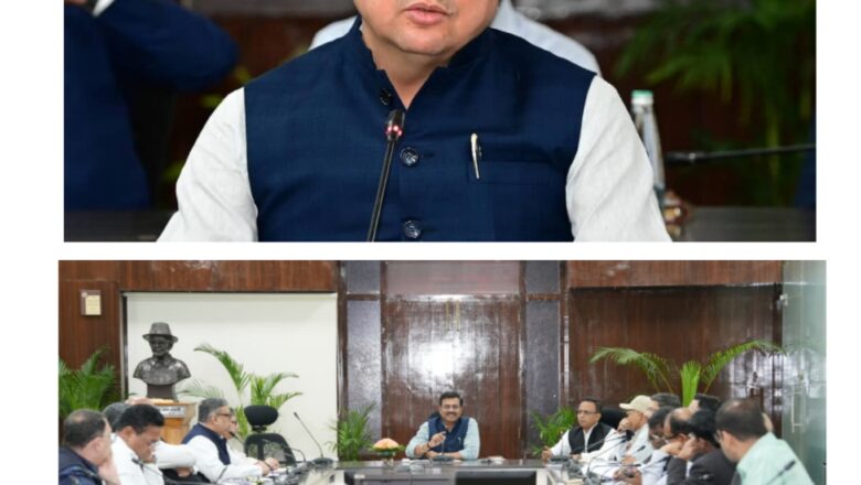 मुख्यमंत्री धामी के निर्देश पर मुख्य सचिव आनंद बर्धन ने जिन जिलों में गेस्ट हाउस नहीं हैं वहां नए गेस्ट हाउस निर्माण और लंबित नामकरण मामलों पर शीघ्र निर्णय लेने के निर्देश दिए।