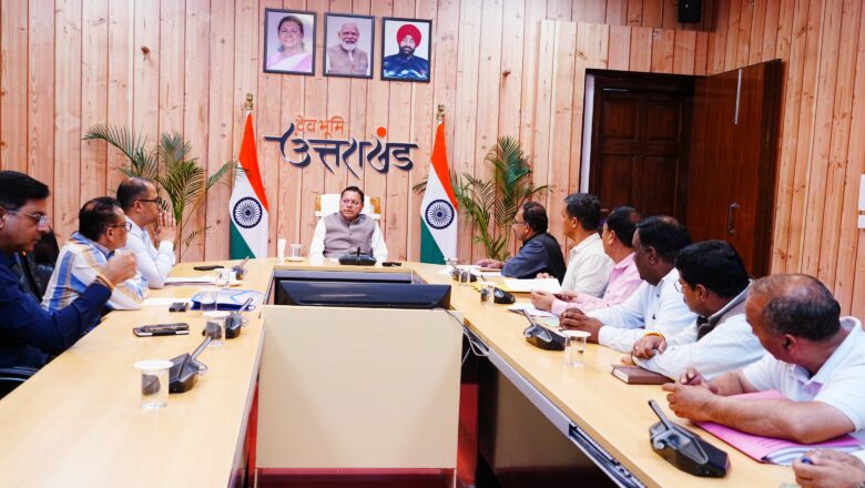 पुष्कर सिंह धामी के समक्ष पदोन्नति, वेतनमान और पुरानी पेंशन के मुद्दे उठे