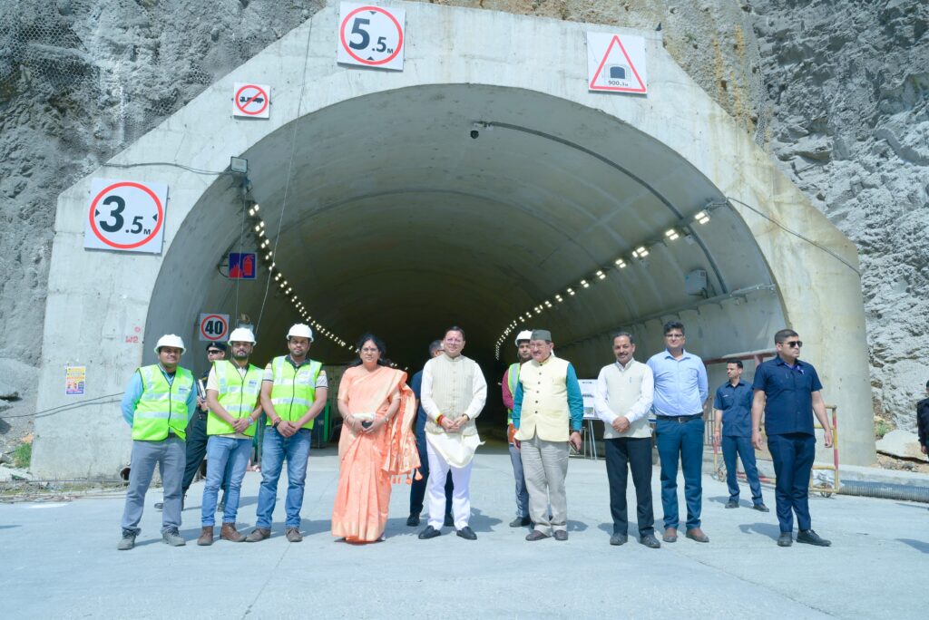 चारधाम यात्रा पर धामी का फोकस, ग्राउंड जीरो पर पहुंचकर दिए निर्देश