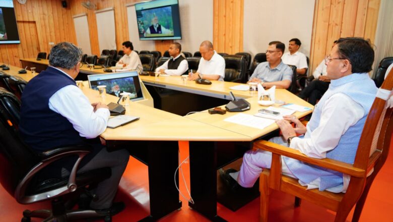 मुख्यमंत्री धामी के निर्देश पर यात्रा के दौरान सफाई व्यवस्था को मजबूत करने के लिए बड़ी संख्या में पर्यावरण मित्रों और अतिरिक्त सफाई कर्मियों की तैनाती की गई है।